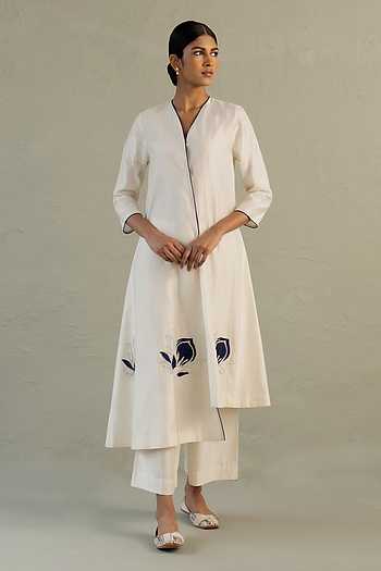 Placement Embroidered Kurta Pant Set