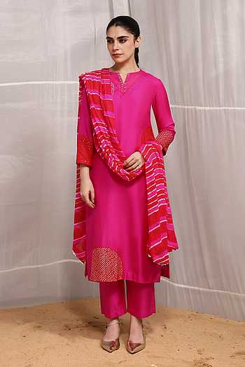 Saanjh Circular Bandhani Pattern Kurta Set