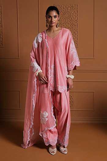 The Tarana Embroidered Kurta Set