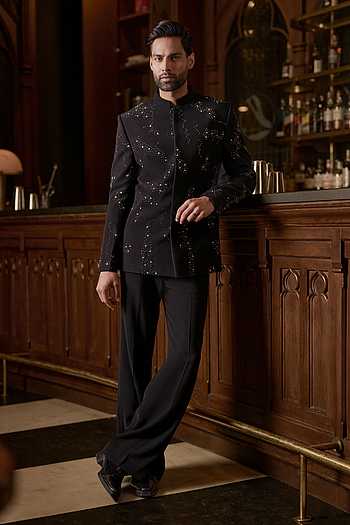 Eclat Noir Bandhgala Set