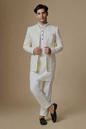 Ivory Embroidered Bandhagal Set