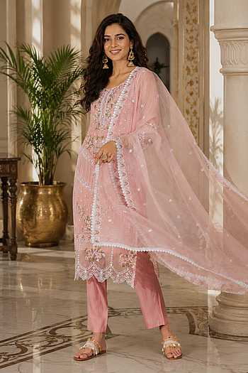 Floral Embroidered Kurta Set