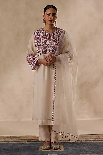 Floral Embroidered Kurta Set