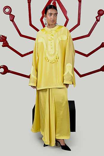 Patchwork Embroidered Kurta & Lungi Skirt Set