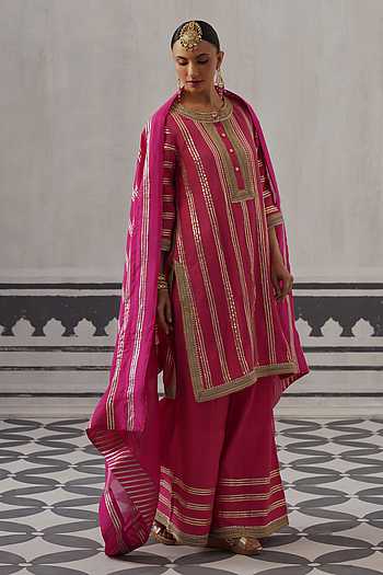 Kimi Stripe Embellished Kurta Set