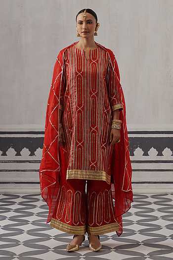 Heera Stripe Chevron Pattern Kurta Set