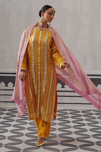 Neh Metallic Stripe Kurta Set