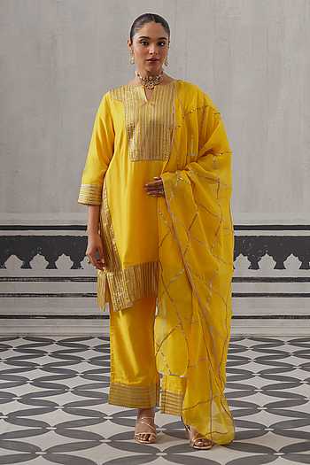Heera Embellished Kurta Set