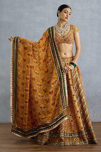 Kanak Dil Meher Iksha Lehenga Set