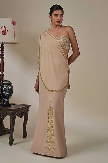 Sitara Sehra Embroidered Skirt Set