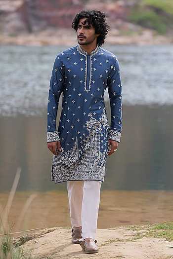 Thread Embroidered Kurta Set