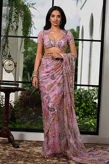 Zena Floral Pattern Saree With Blouse