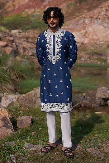 Elephant Creeper Motifs Kurta Set