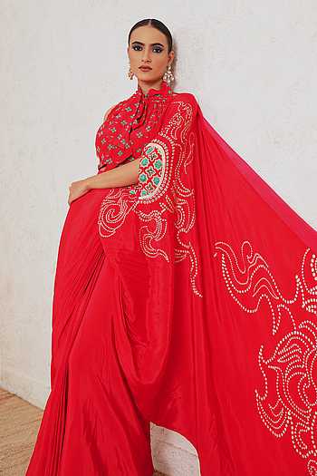 Ishiya Printed Pre-Draped Saree With Blouse
