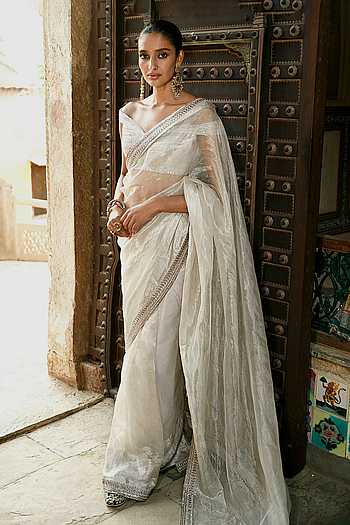 The Iconic Winged Blouse & Saree Set