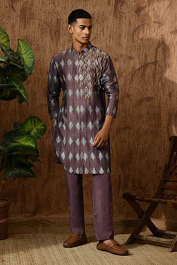 Embroidered Chanderi Kurta & Pyjama Set