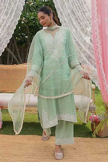 Nora Embroidered Kurta Set