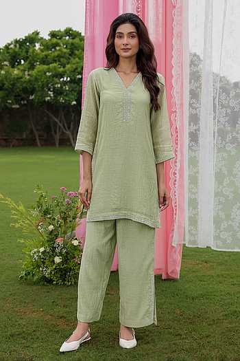 Freya Embroidered Short Kurta Set
