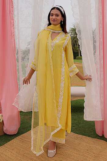 Sun Dori Embroidered Kurta Set