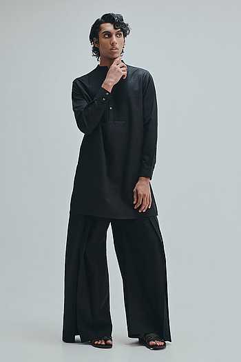 Kohl Pleated Yoke Kurta Set