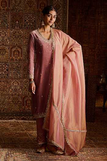 Embroidered Kurta Set