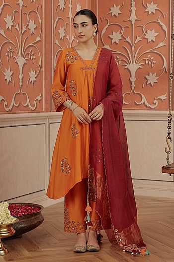 Nira Silk Chanderi Kurta Set