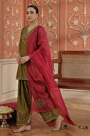 Arushi Silk Chanderi Kurta Set