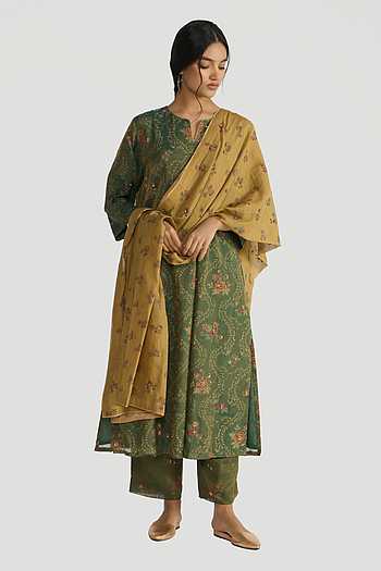 Parijat Floral Print Kurta Set