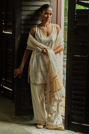 Embroidered Kurta Set
