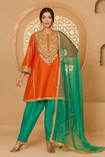 Diagonal Trellis Embroidered Kurta Set