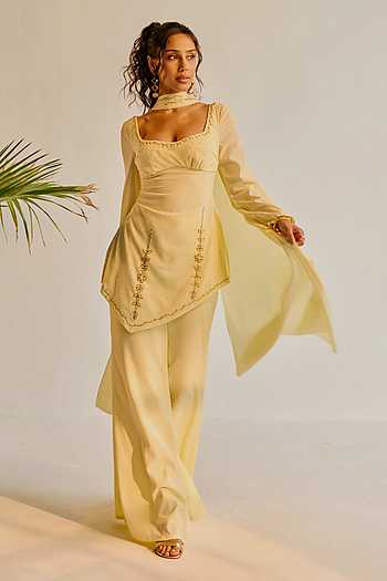 Geet Hand Embroidered Kurta Set