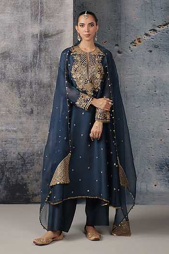 Long Pheran Embroidered Kurta & Pant Set