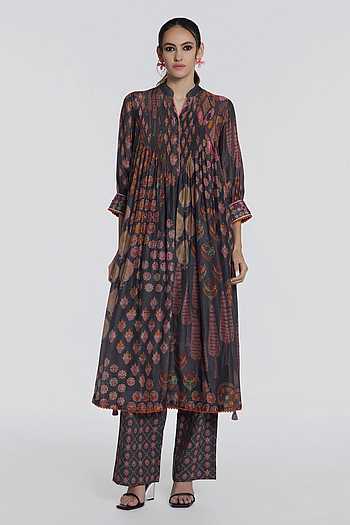 Zahra Printed Kurta & Pant Set
