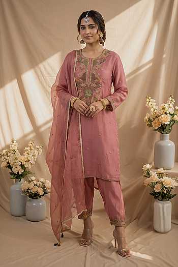 Resham Embroidered Kurta Set