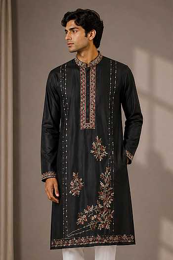 Floral Embridered Silk Kurta
