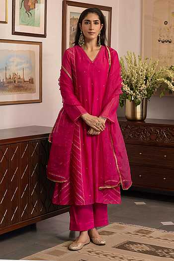 Silk Chanderi Placement Embroidered Kurta Set