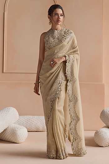 Scallop Border Embroidered Saree & Blouse Set