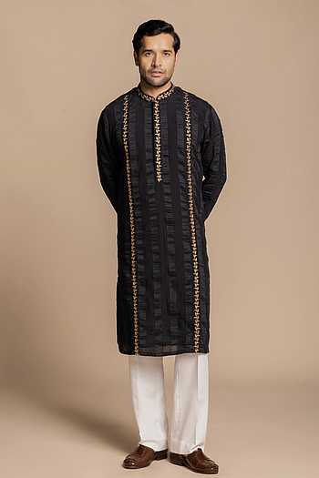 Textured Embroidered Kurta & Pant Set