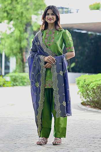Hand Embroidered Kurta Set