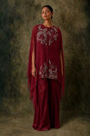 Murmur Embroidered Cape Set