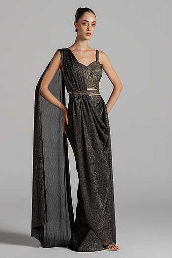 Shimmer Pleated Saree Set With Belt
