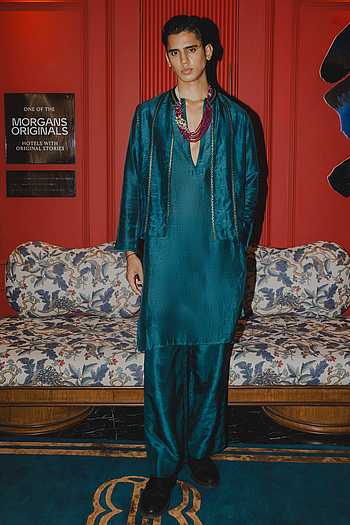 Embroidered Bundi & Kurta Set