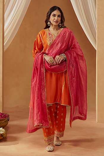 Maahgul Neckline Embroidered Kurta Set