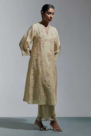 Embroidered Kurta & Pant Set