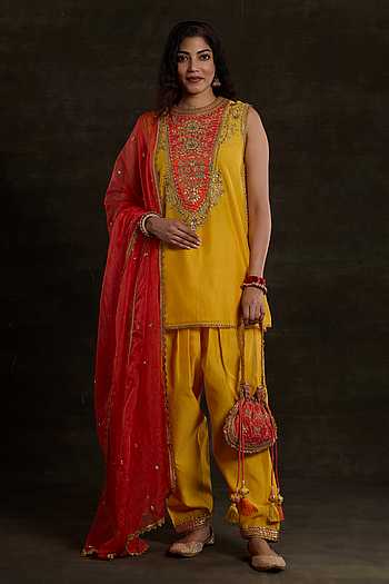 Embroidered Yoke Sleeveless Kurta Salwar Set
