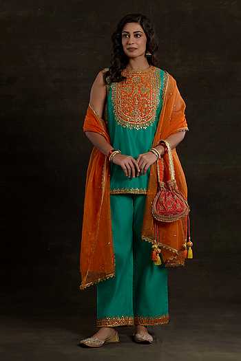 Embroidered Yoke Turquoise Sleeveless Kurta Set