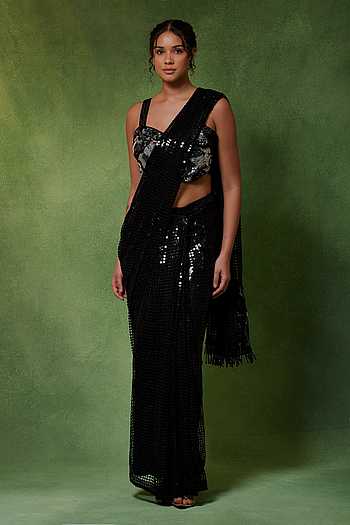 Siyah Chand Metallic Pre-Draped Saree With Blouse