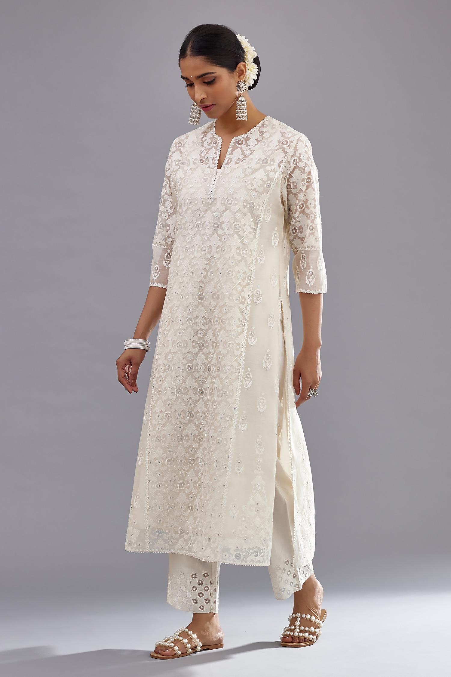 Buy Stylish White Plain Kurtis Collection At Best Prices Online