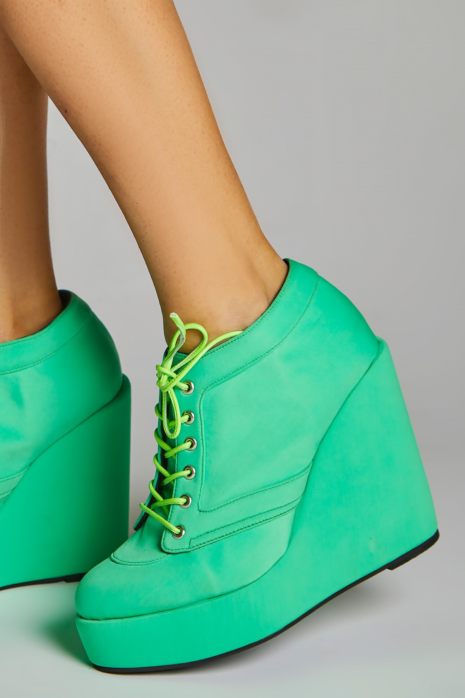 Mint on sale green wedges