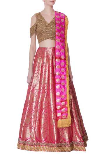 Buy Neha Mehta Couture Pink Banarasi Lehenga And Gold Blouse Online | Aza Fashions